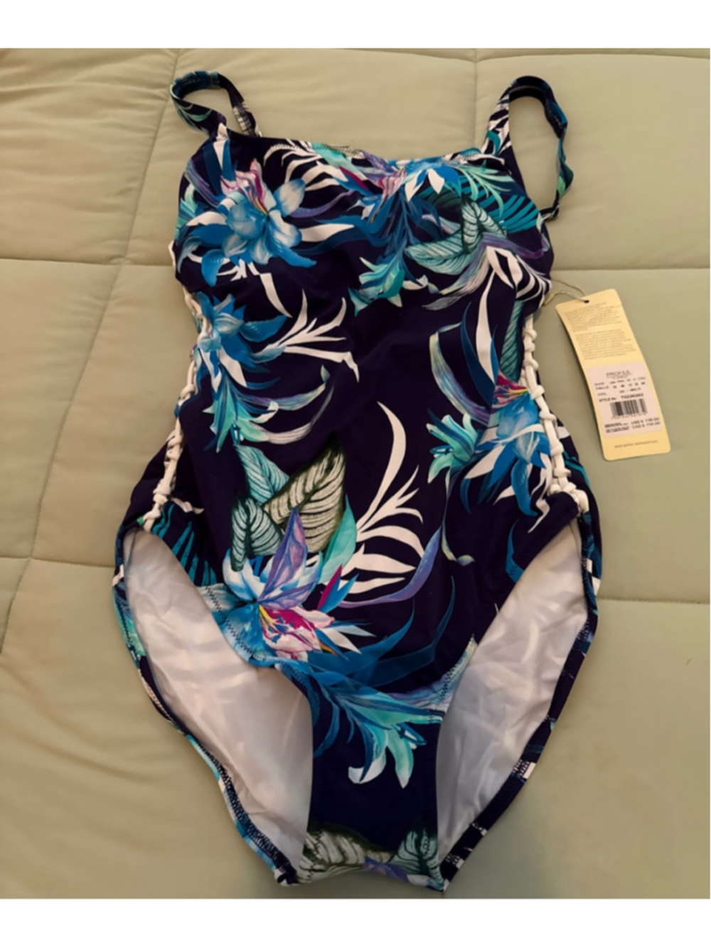 #0162 Profile by Turkiz Swimsuit NWT size 12